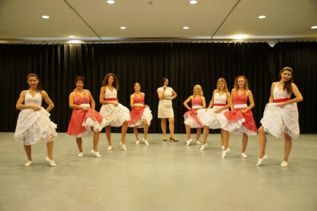 Die Showtanzgruppe Magic Diamonds des TVD